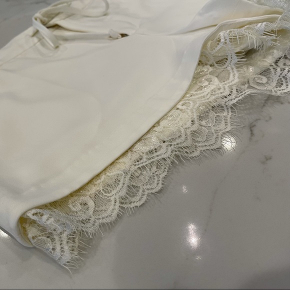 NWT Forever 21 off white lace hem shorts - Picture 8 of 16